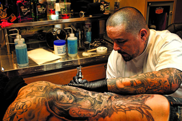 Tattoo Artist to the Stars