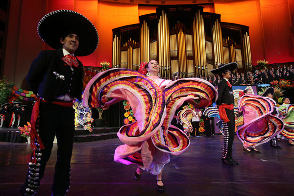 ‘Luz de las Naciones’: A fiesta celebrating family, Latin American culture