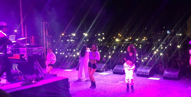 Becky G closes out Fiesta De La Flor