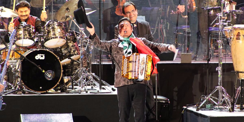 The Hollywood Bowl Was Too Small for Los Tigres del Norte — And the Crowd Too Performative