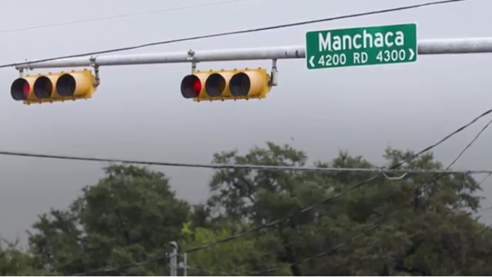 It’s official: Manchaca Road is now Menchaca Road