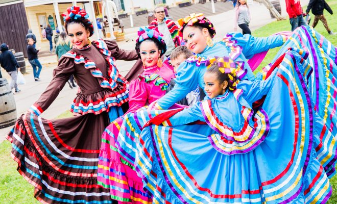 6 Ways to Spice Up Your Cinco Celebration at Fiesta Old Town Cinco De Mayo