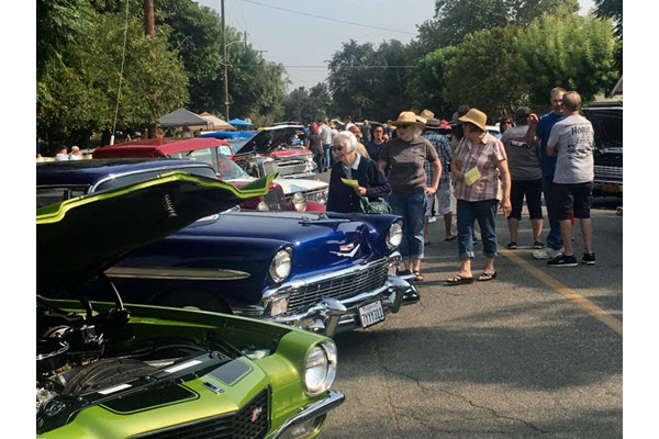 Classic car show in Yolo will benefit library