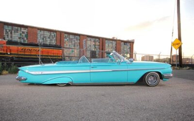 This 1961 Chevrolet Impala Convertible Is Aqua Awesome