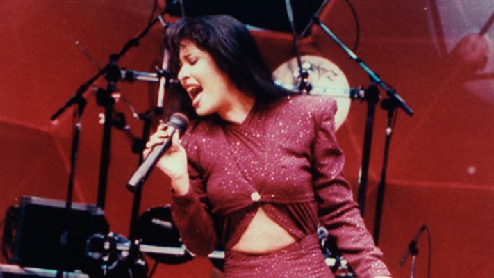 Selena Quintanilla Tribute Concert to Feature Performances from Pitbull, Becky G and More