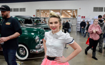 Classic cars, gearheads, and pinups we saw at Autorama 2020